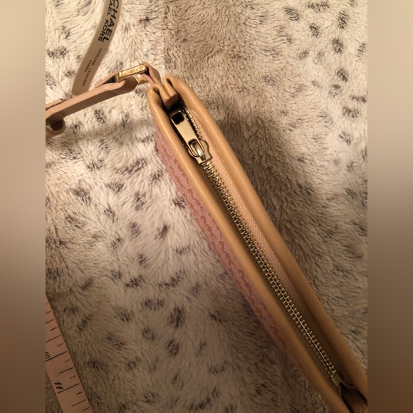 Michael Kors crossbody bag/ Fanny pack NWT pink leather - Picture 9 of 11